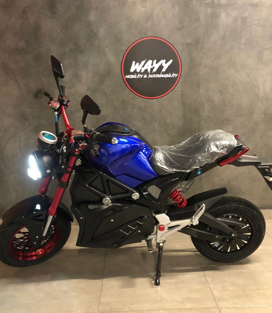 Monster M1 - Detalhes